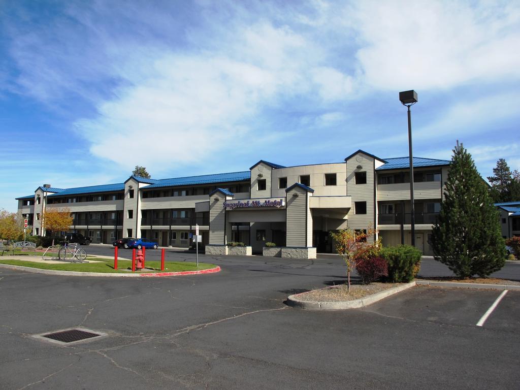 Sugarloaf Mountain Motel Bend Exterior photo